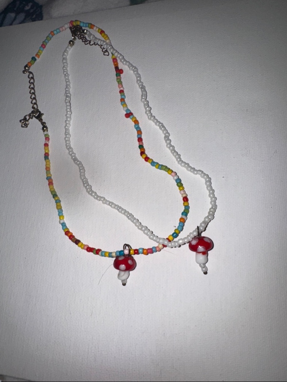 Colorful Beaded Mushroom Pendant Layered Necklace - White & Red